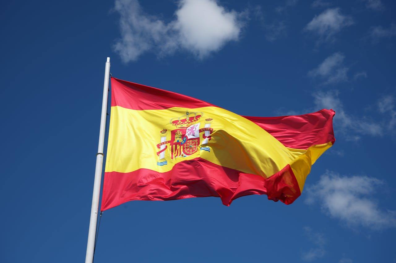 What Benalmádena Holiday Rental Owners Should Know About the 3/5 Community Vote